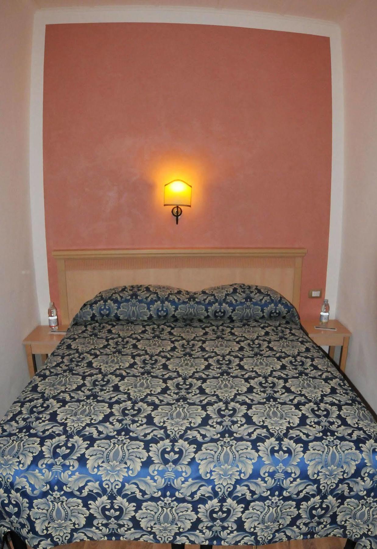 Hhb Hotel Florence Exterior photo